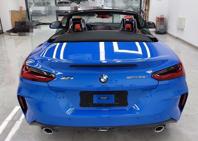 {賭馬}(三大平民跑车图片)