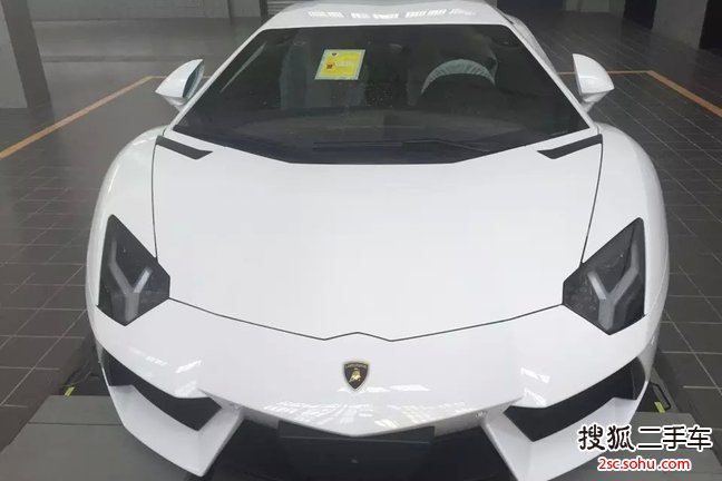 {足球投注}(二手兰博基尼小牛多少钱一辆新车)